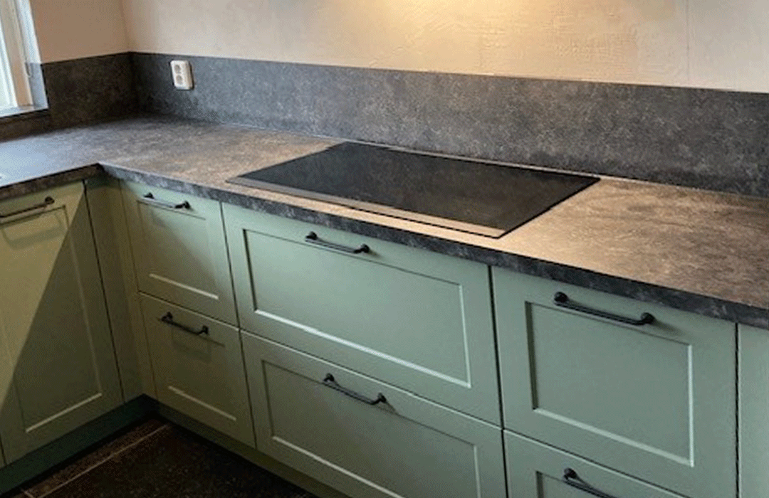 Keukenrenovatie keuken montage nieuwe keuken zetten